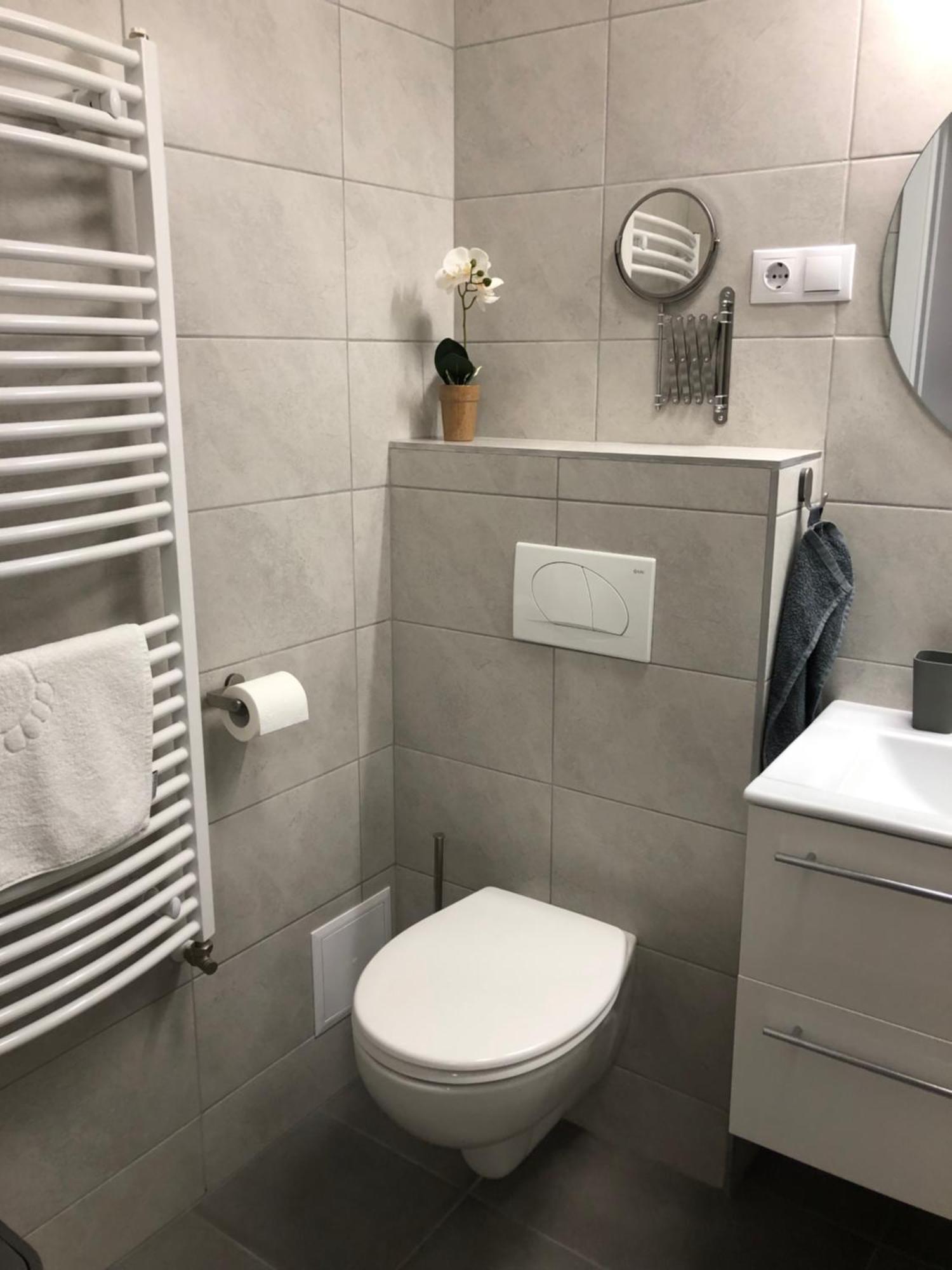 Illa Apartments Eger Eksteriør bilde